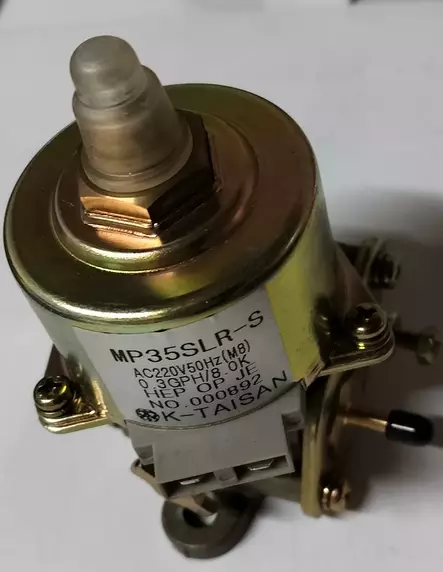 Polttoainepumppu AH-300 - Airrex lämmittimien varaosat - AH10024 - 2